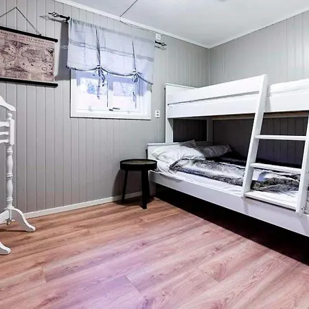 Apartment Ii *